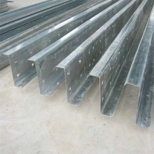 天津欣潤(rùn)金屬 專業(yè)生產(chǎn)與銷售山西Z型鋼的優(yōu)質(zhì)建筑材料供應(yīng)商